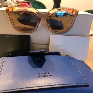 Gentle Monster woman’s shades